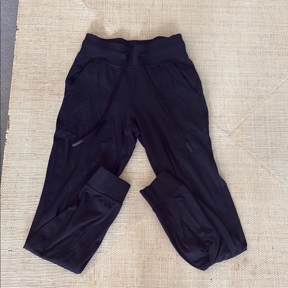 Black Lululemon dance Joggers size 2